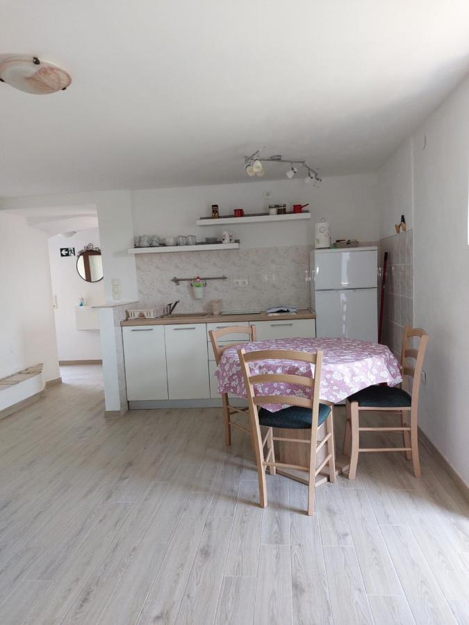 Biba Apartment Lubenice