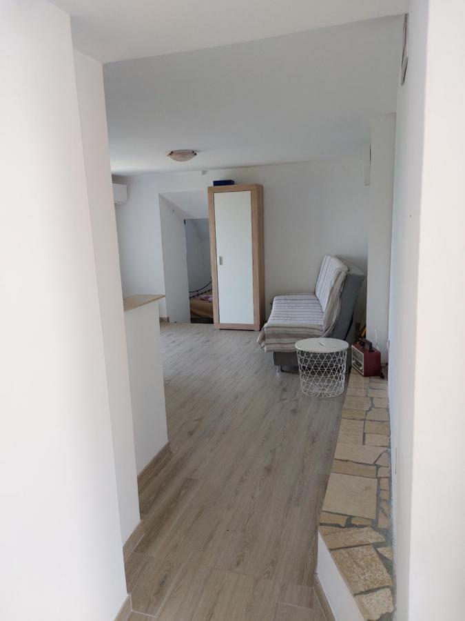 Biba Apartment Lubenice